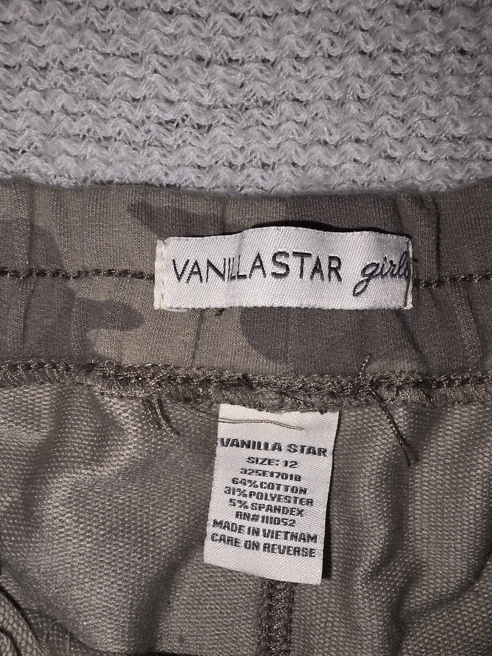 Girls Vanilla Star Kids Camo Cargo Sweatpants - Green/Tan--Size 12